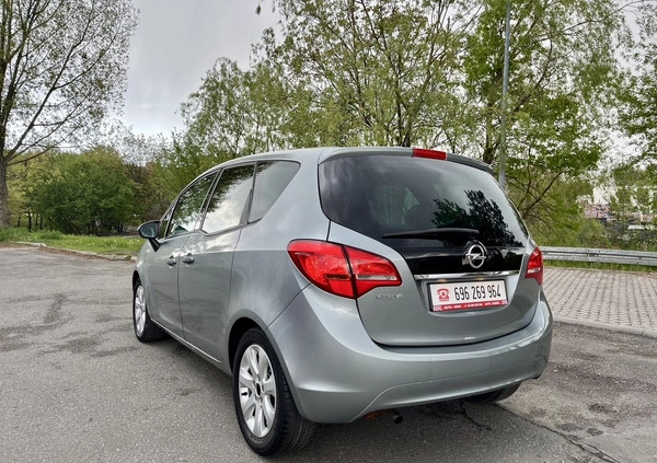 Opel Meriva cena 21900 przebieg: 148499, rok produkcji 2011 z Barczewo małe 466